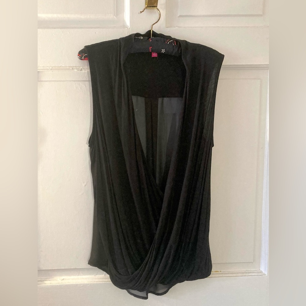 Vince NWOT formal/classy showstopper top